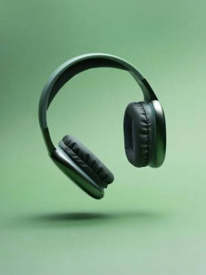 Smart Headphones with Monochrome